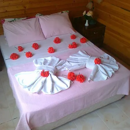 Gerendaház Hidden Garden Kalkan