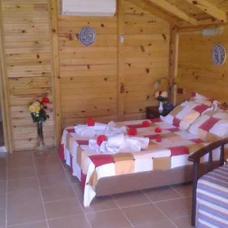 Cabană Hidden Garden